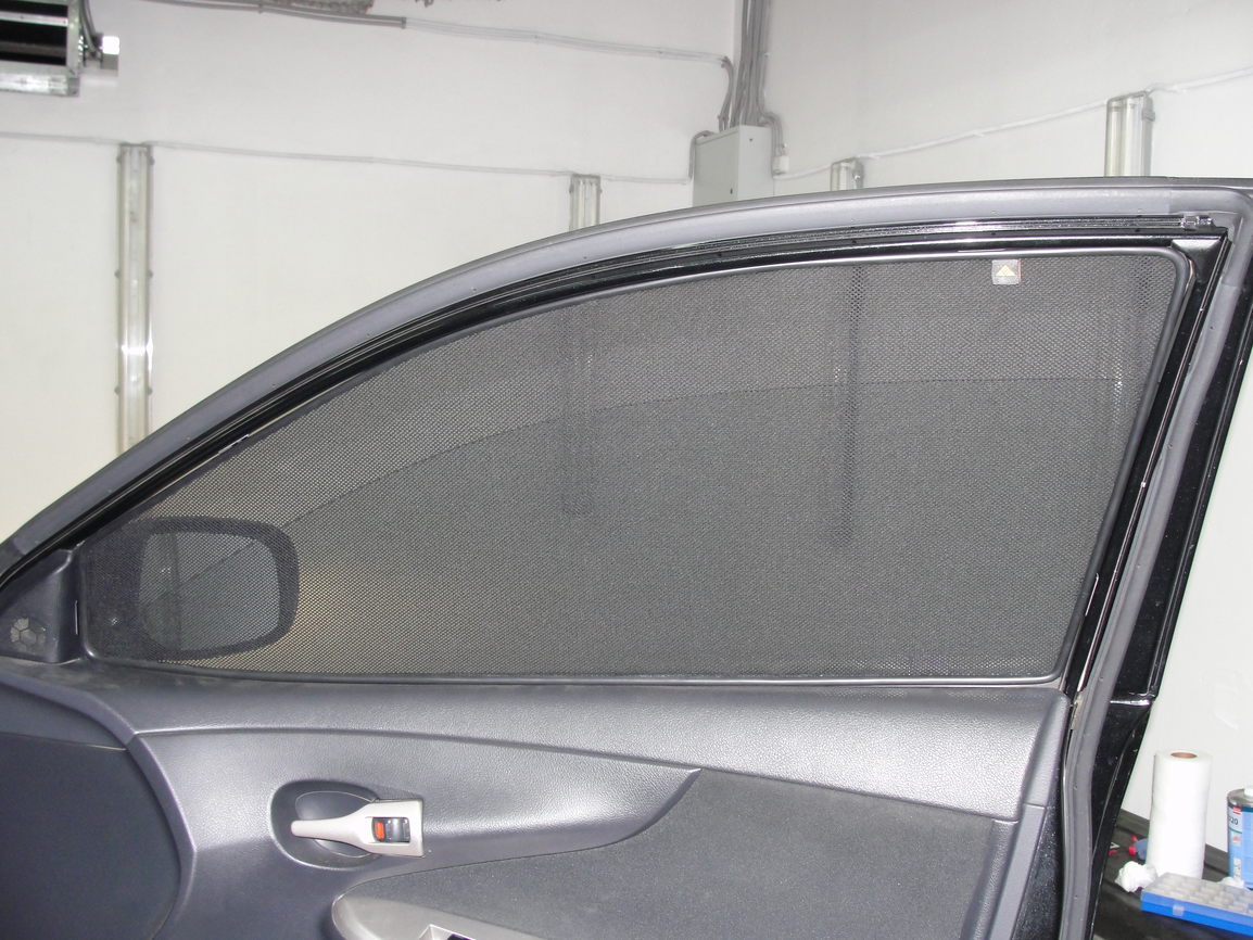  Каркасные автомобильные шторки - Toyota Corolla (10) (E150) (2006-2013) Седан Комплект на передние двери STANDART - фото